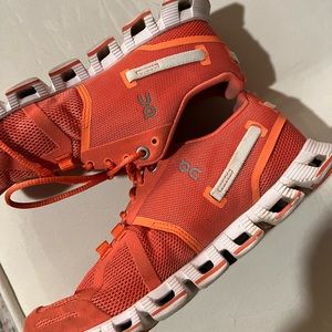 On Cloud Sneakers, tie laces.  Coral / Orange Womens size 5.